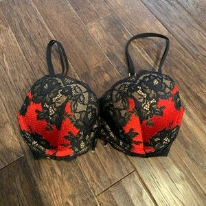 Victoria secret bra- only worn once!